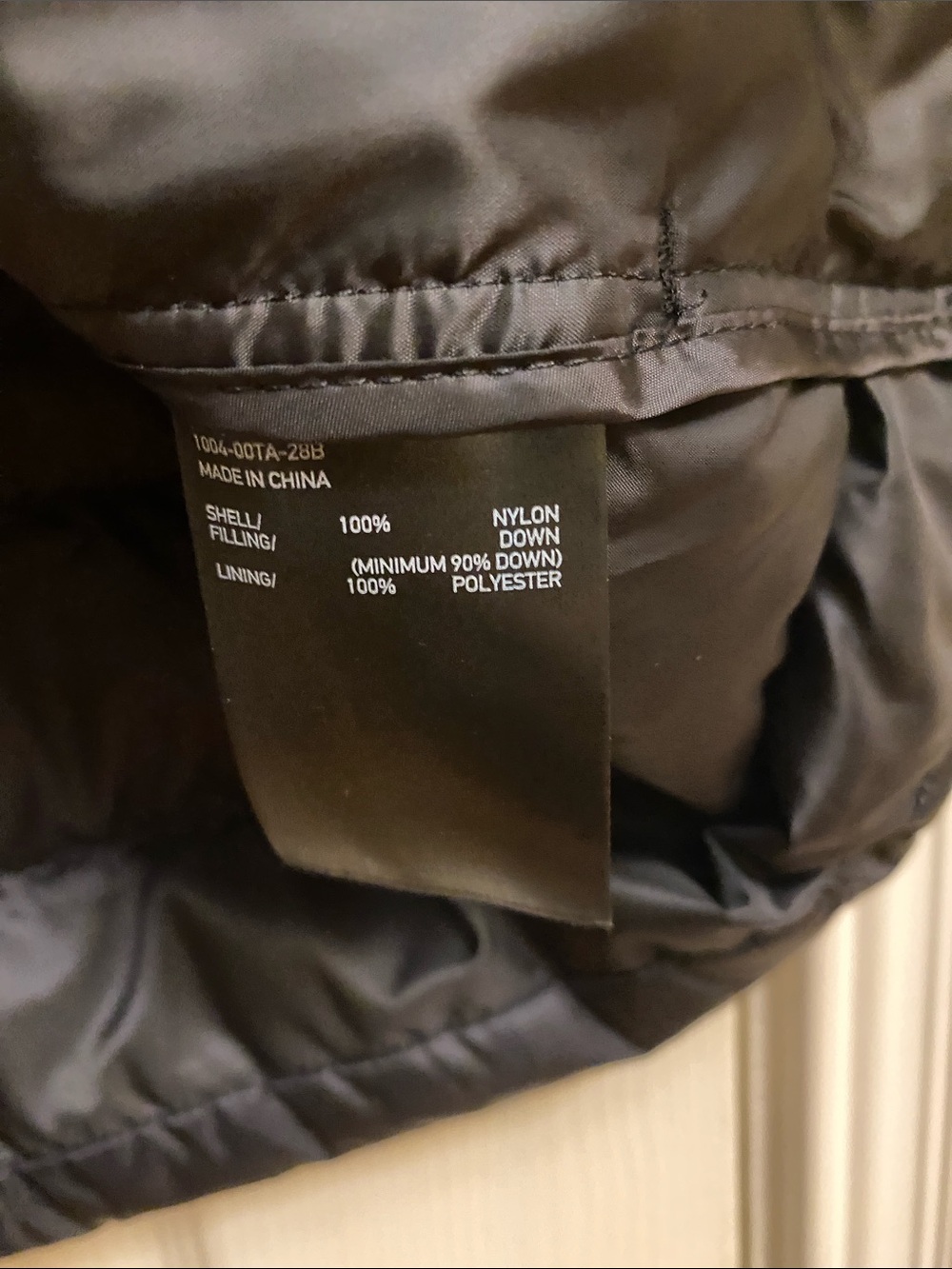 NWT Uniqlo Short Sleeve Puffer Jacket Vest L - Picture 6 of 6